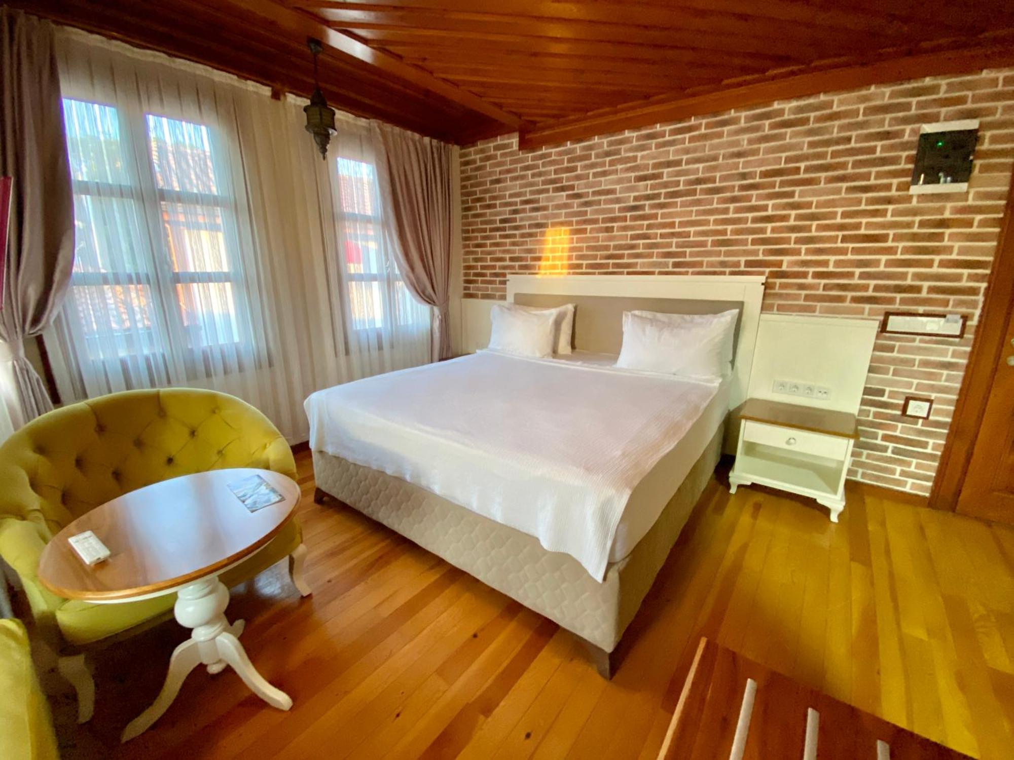 Kervan Hotel Antalia Esterno foto