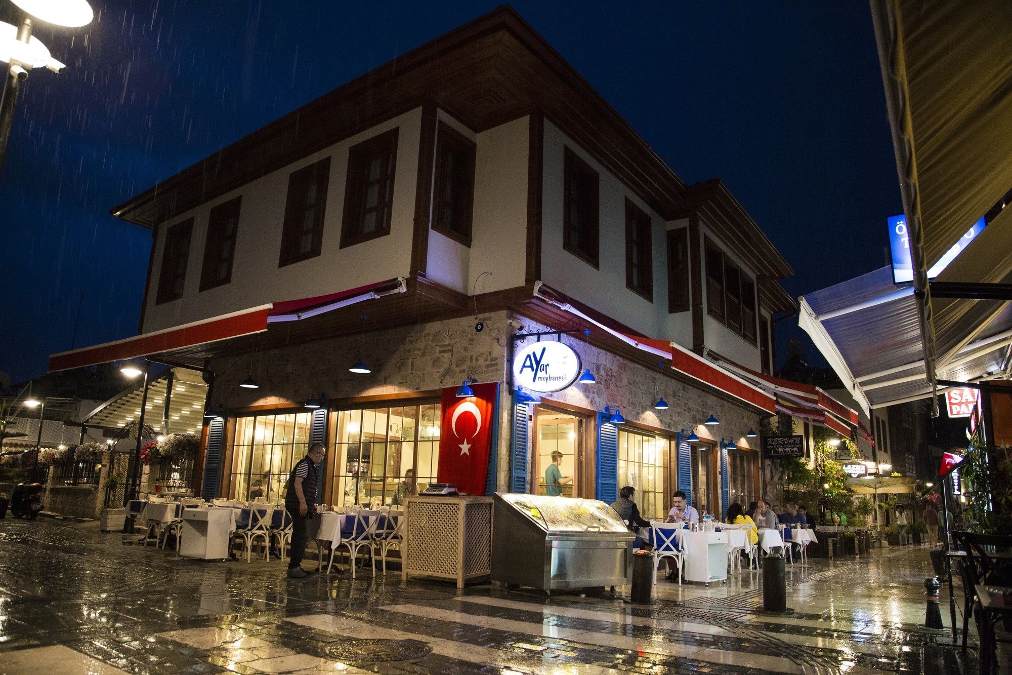 Kervan Hotel Antalia Esterno foto