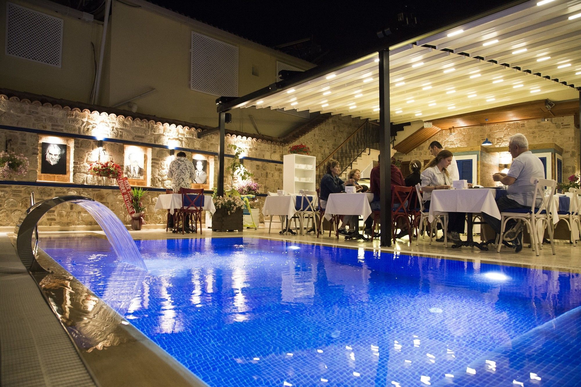 Kervan Hotel Antalia Esterno foto
